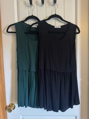 Bearsland Green and Black Sleeveless Layered Tank Tops